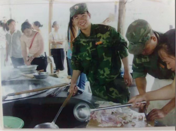 1584094249477535.png 榜樣少年:爸爸你在武漢請放心,我和妹妹幫你照顧好媽媽1941.png