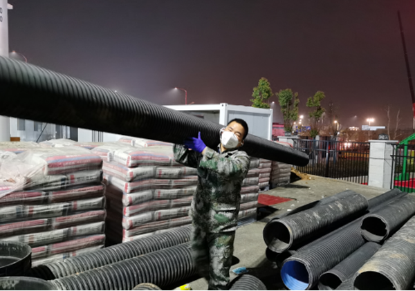 1584096929182717.png 榜樣少年:爸爸你在武漢請放心,我和妹妹幫你照顧好媽媽2027.png